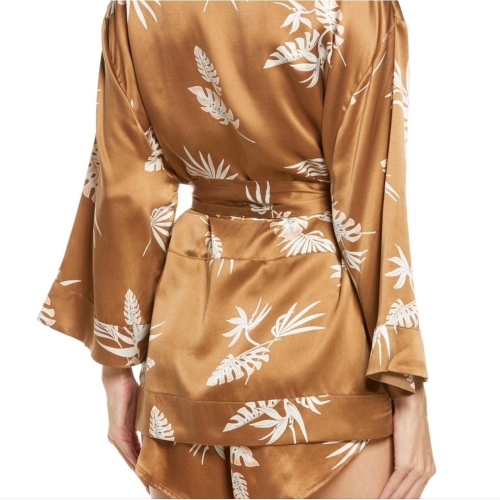 Lunya Silk Palm Robe - Picture 4 of 12